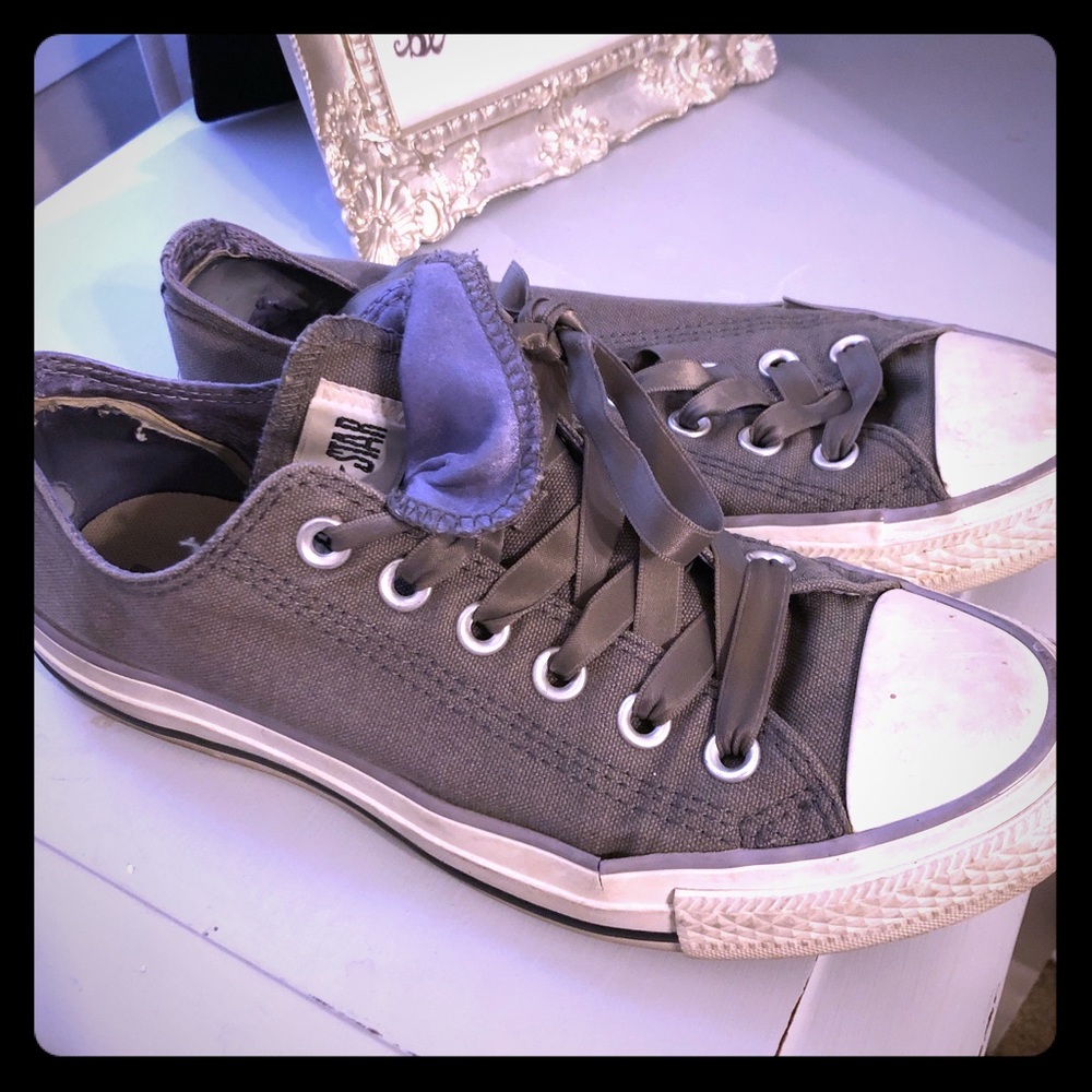 Converse with purple and satin laces